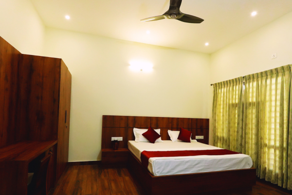 Best Hotel rooms for couples | friends | families